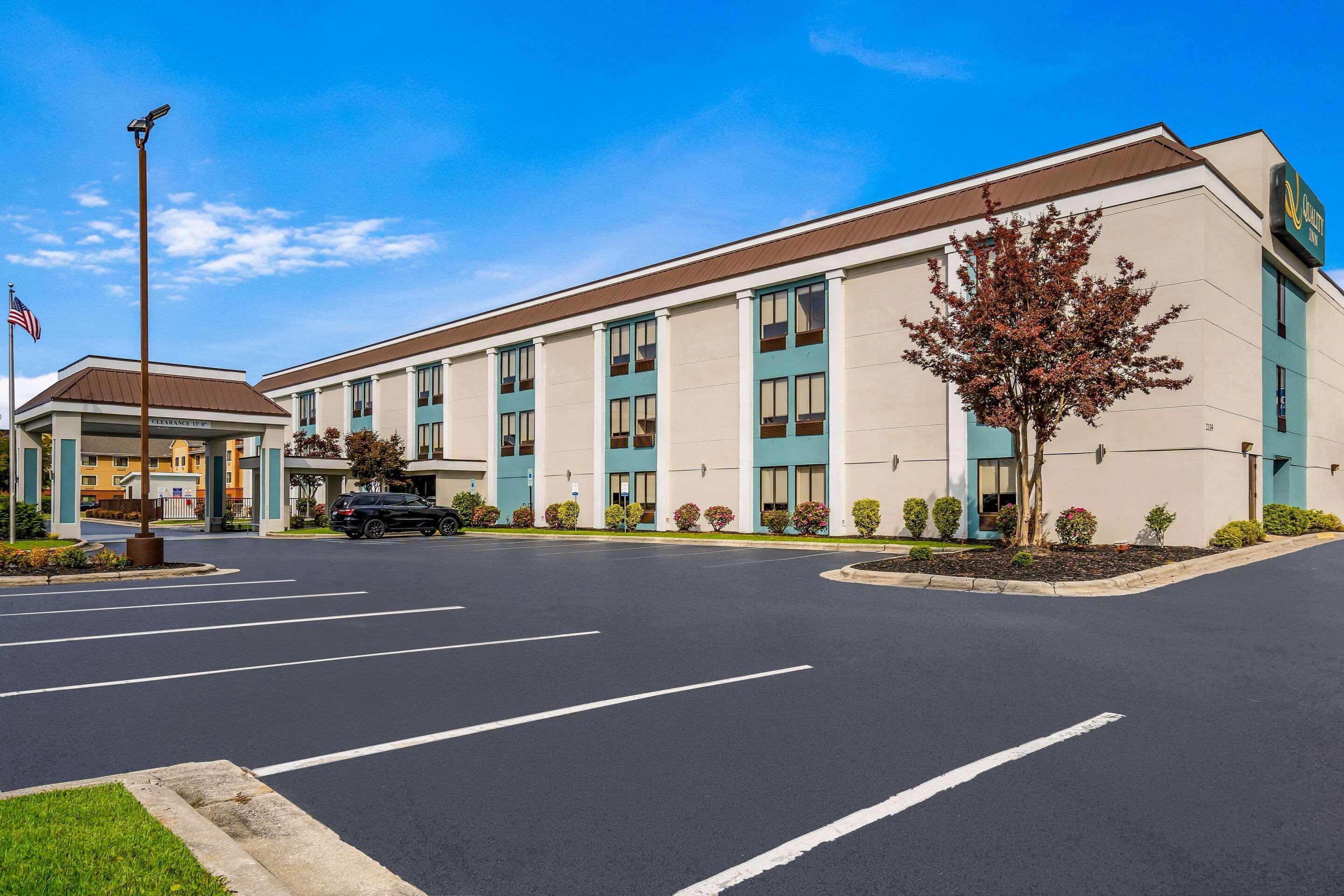 Quality Inn Jacksonville Near Camp Lejeune Exteriör bild